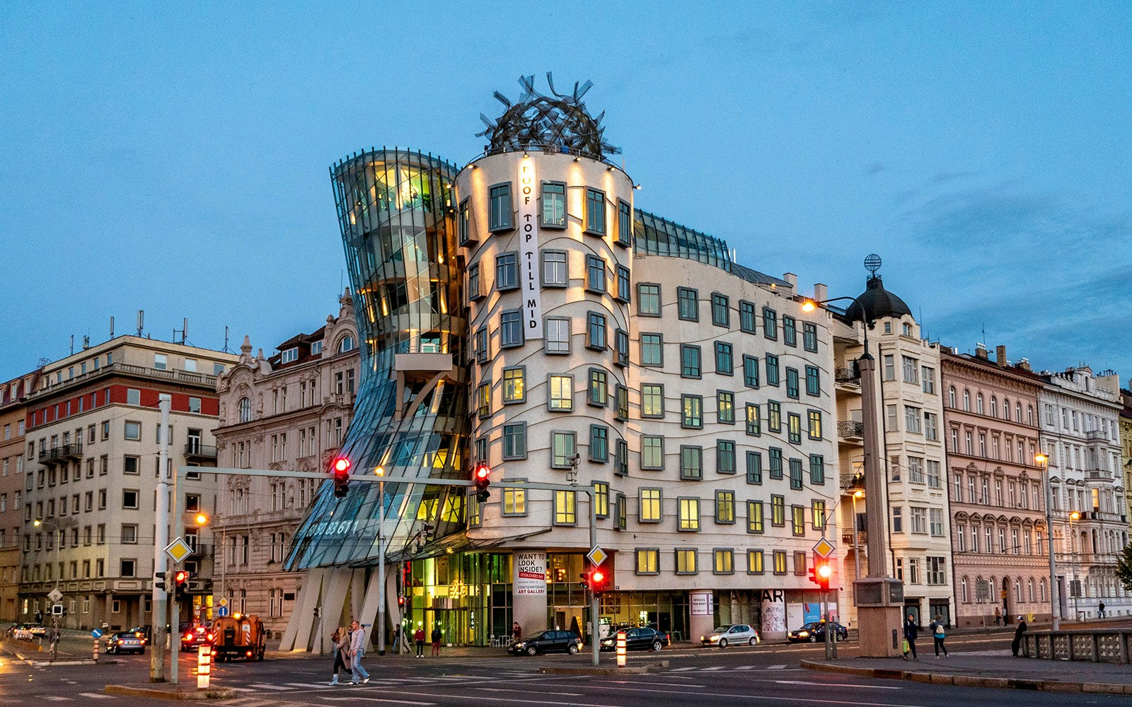 Dancing House