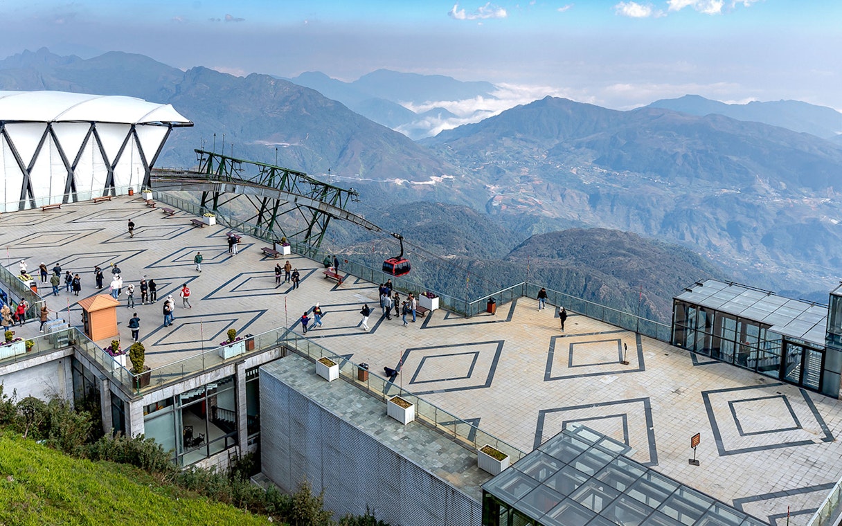 Cable car station at Sun World Fansipan Legend with mountain views in Vietnam.
