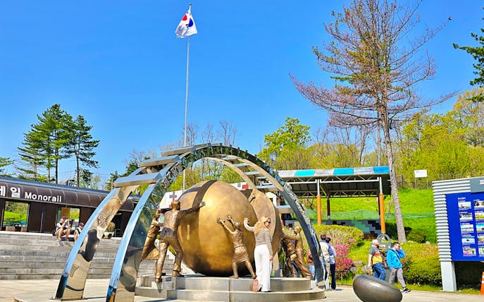 Statues at the DMZ with South Korean flag, part of Seoul to DMZ tour, South Korea.