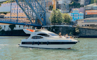 douro-elven luksus yachtcruise med portvinsmaking og sjokolade-9