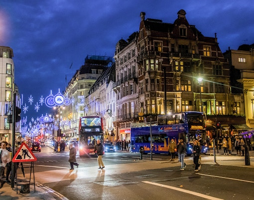 London Travel Guide - Shopping