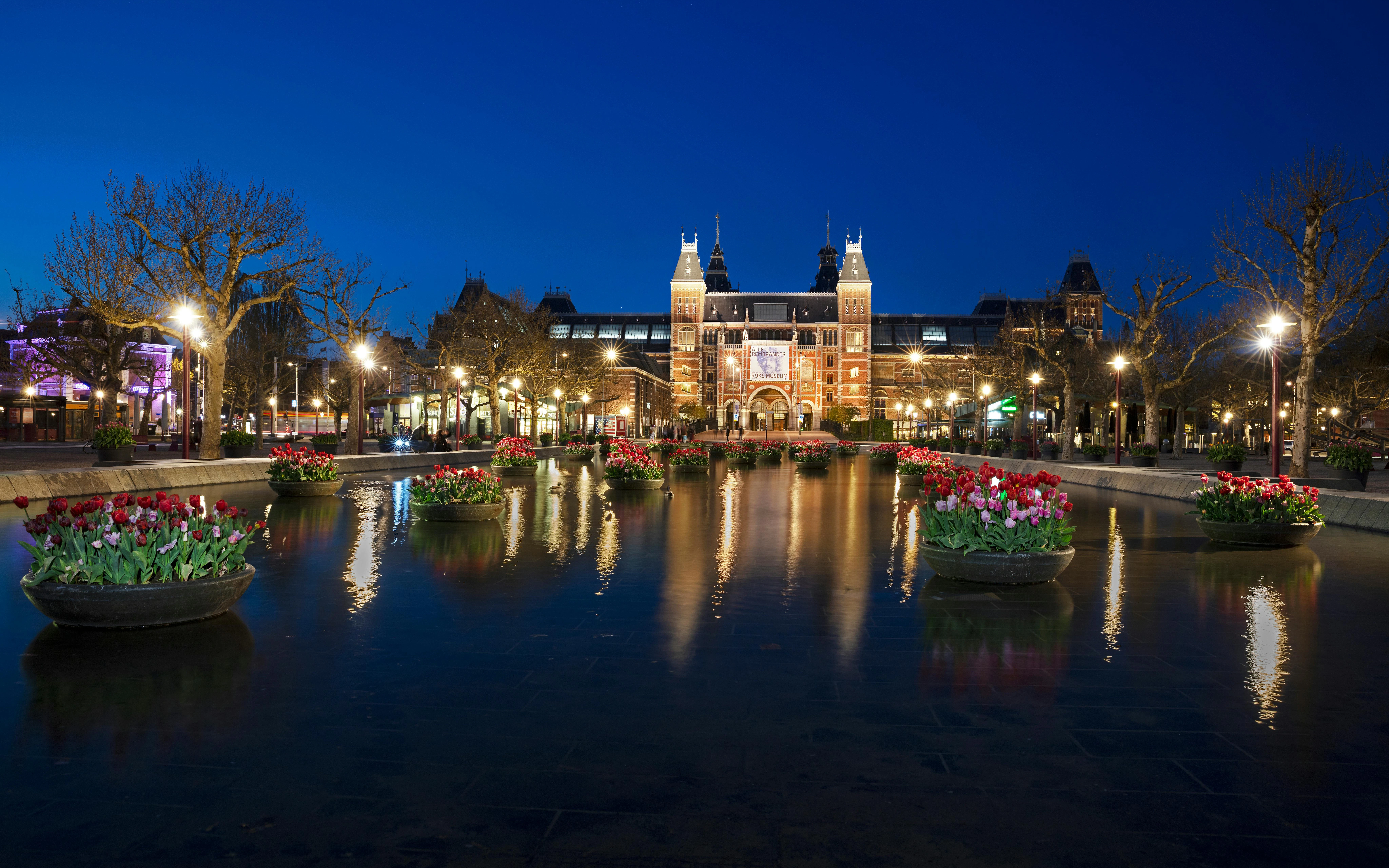 Museumplein at blue hour