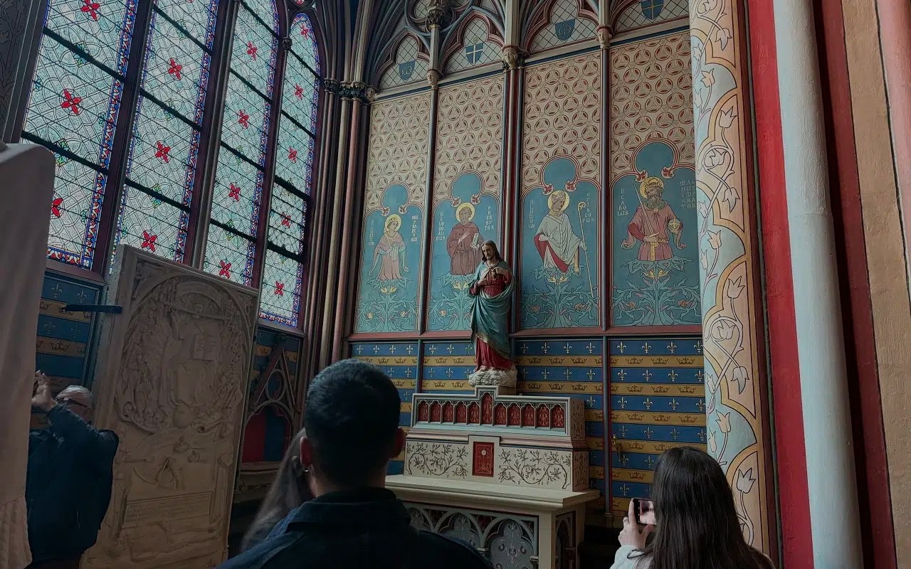 Choir and altar area at Notre-Dame