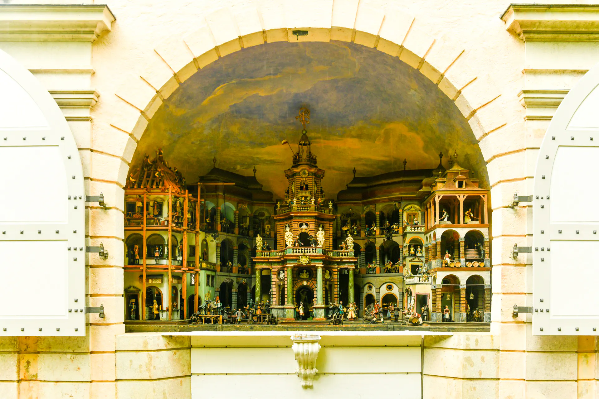 Tour durch das Schloss Hellbrunn mit den Trickbrunnen in Salzburg – mit Schnelleinlass