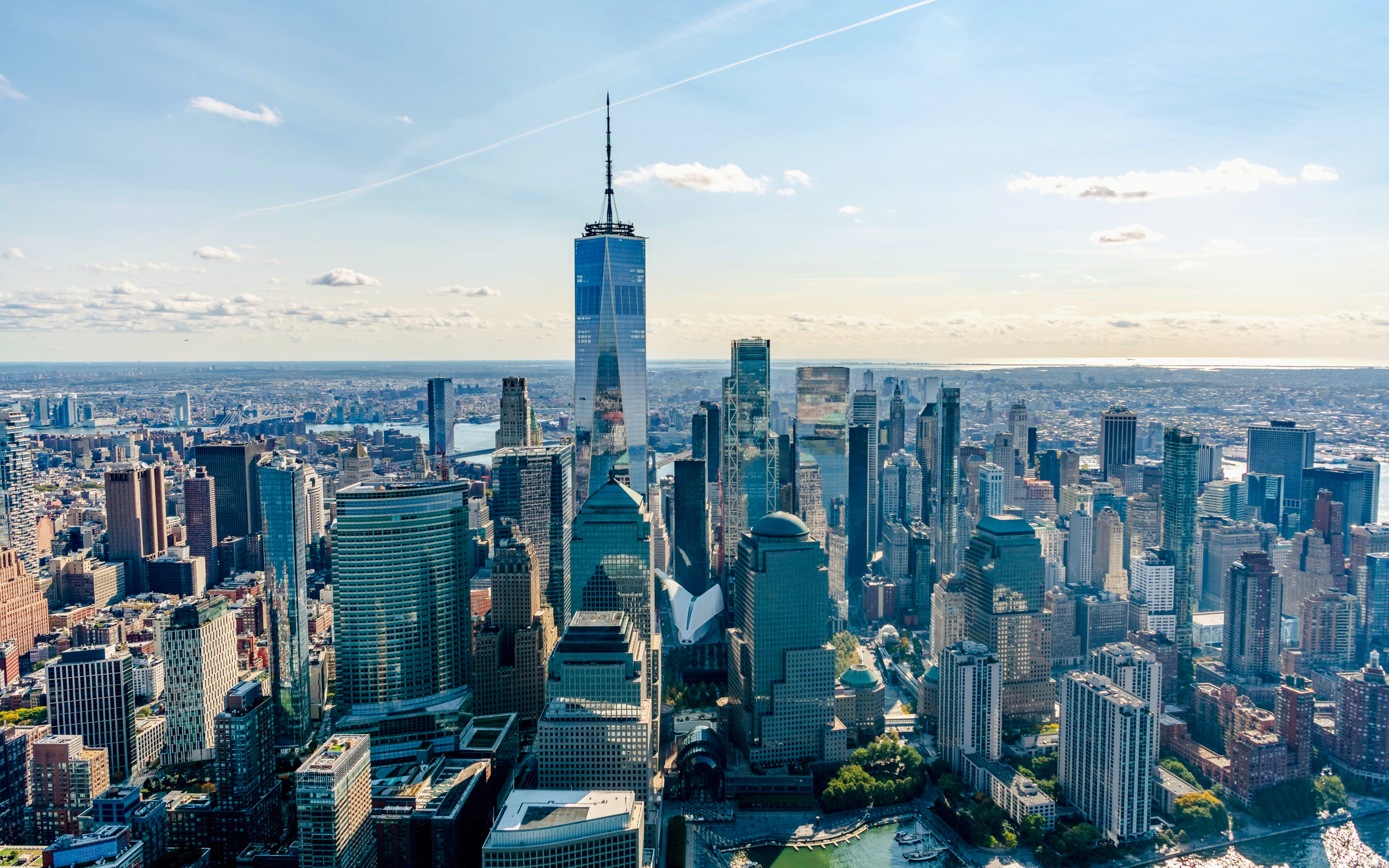 Aerial view of Manhattan skyline with One World Trade Center, New York City.