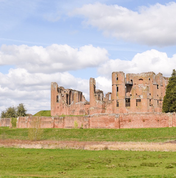 What you need to know before visiting the Kenilworth Castle And Elizabethan Garden