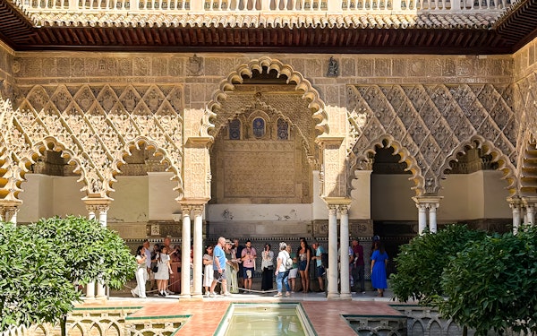 Alcázar of Seville + Seville Cathedral + La Giralda Skip-the-Line Guided Tour