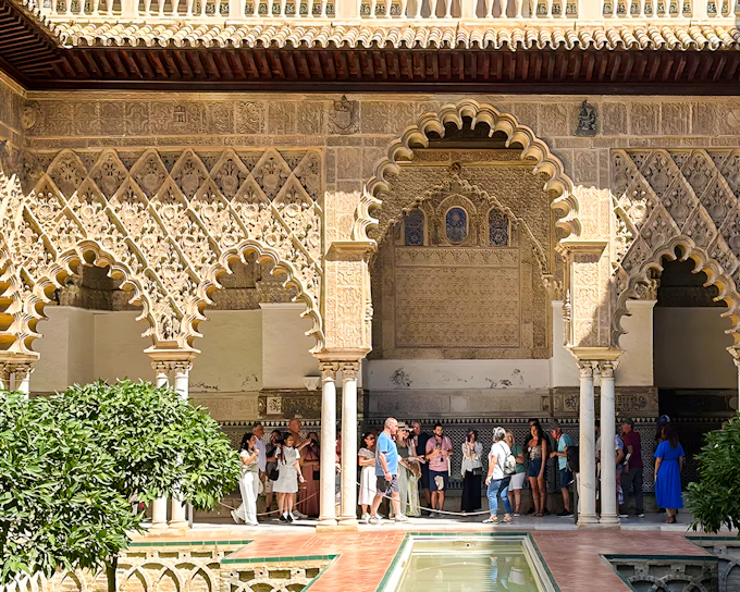 Alcázar of Seville + Seville Cathedral + La Giralda Skip-the-Line Guided Tour