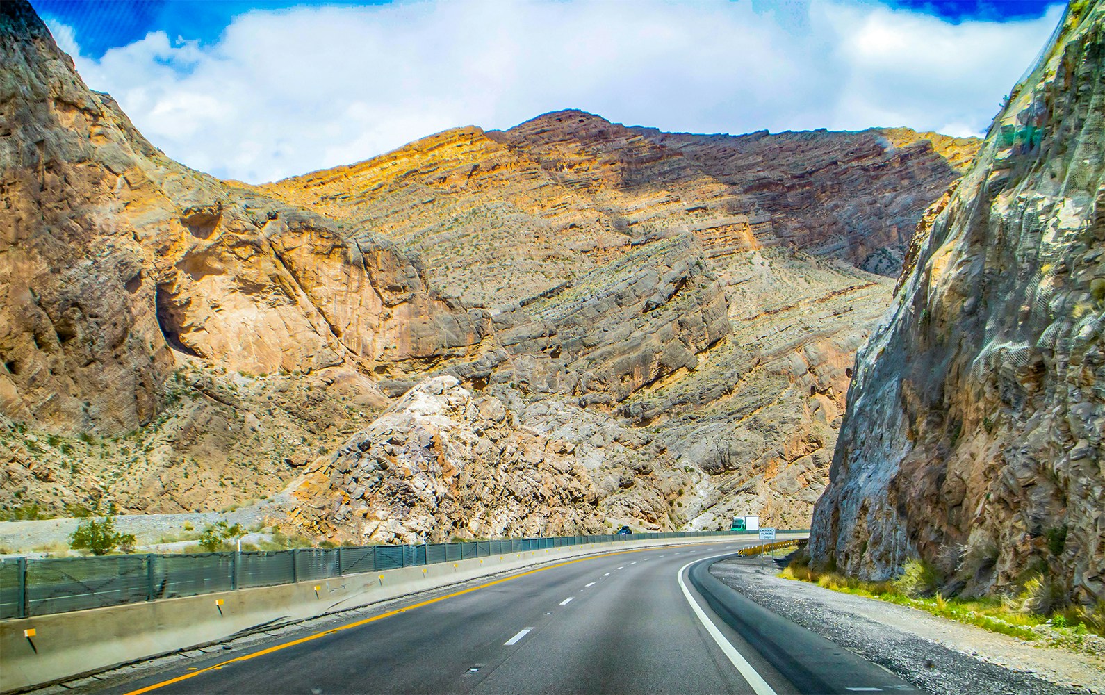 Breathtaking view of the Virgin River Gorge in Nevada, showcasing the unique rock formations and serene river, a must-visit attraction for nature lovers