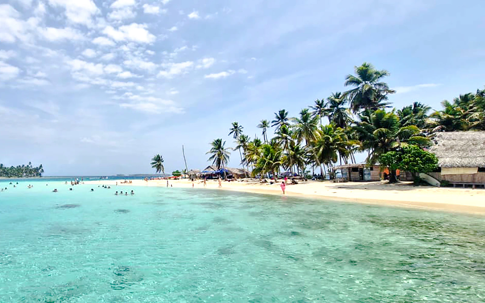 From Panama City: San Blas Islands Day Trip to Isla Perro Shipwreck and Natural Pool with Lunch (Product 55658)