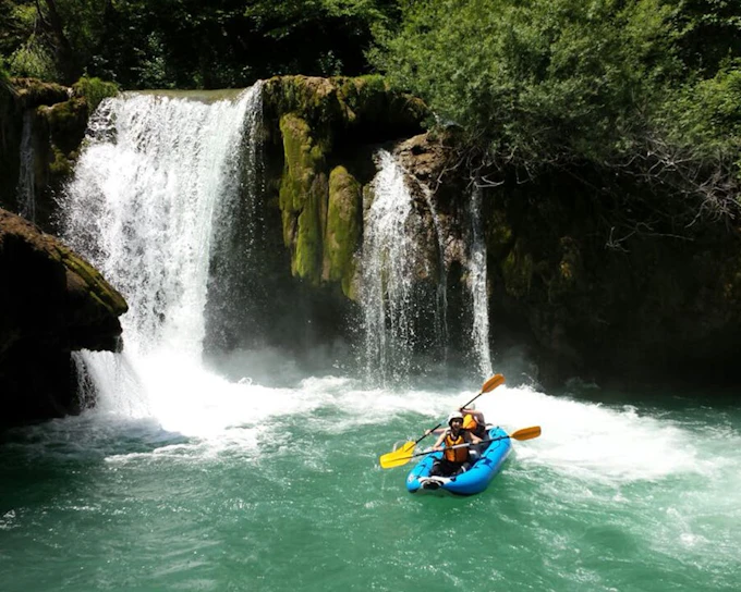 Kayaking Mreznica Canyon