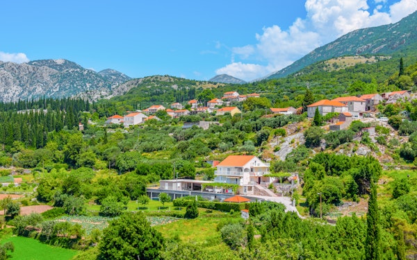 From Dubrovnik: Konavle Valley & Falcon Fortress Tour with Traditional Lunch