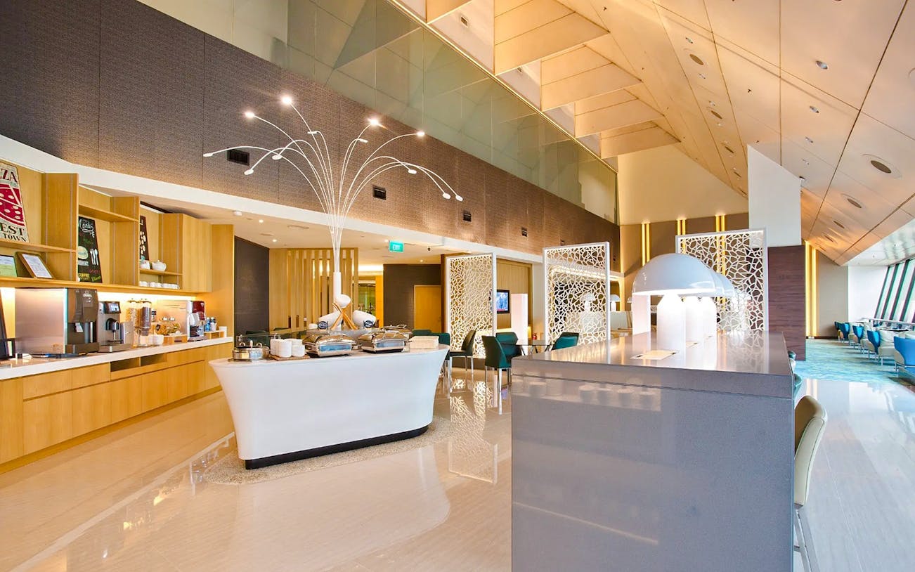 combo (ahorra un 15%): experiencia gardens by the bay + retiro en la sala del aeropuerto de changi-1