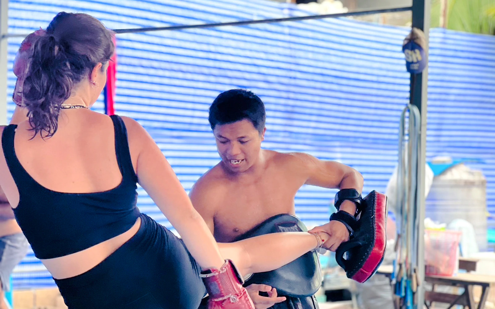 Koh Tao Muay Thai Beginner Class Image 3