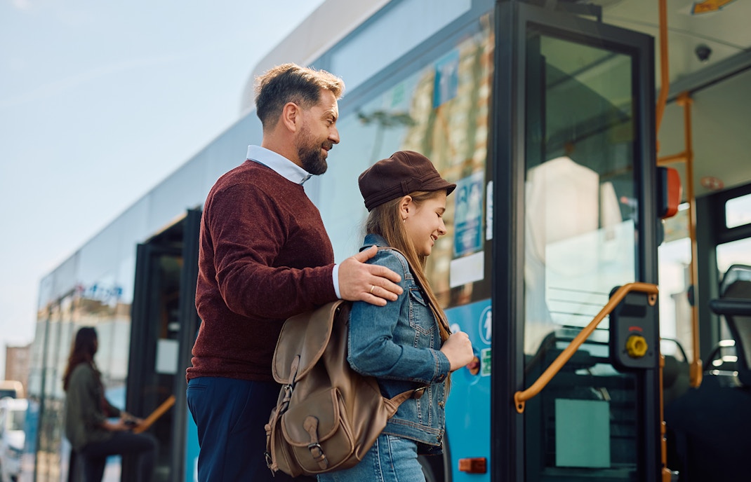 tourist boarding bus