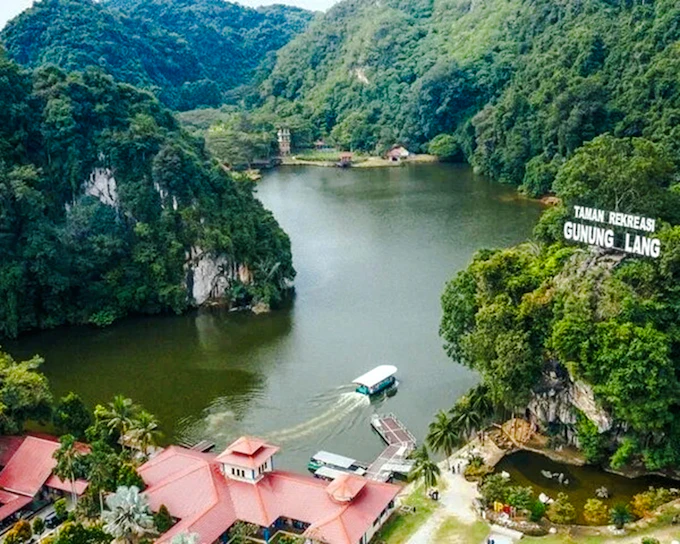 From Kuala Lumpur: Private Ipoh Heritage & Kek Lok Tong Cave Temple Day Trip