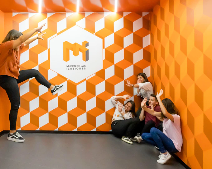Tickets to Museum of Illusions Seville