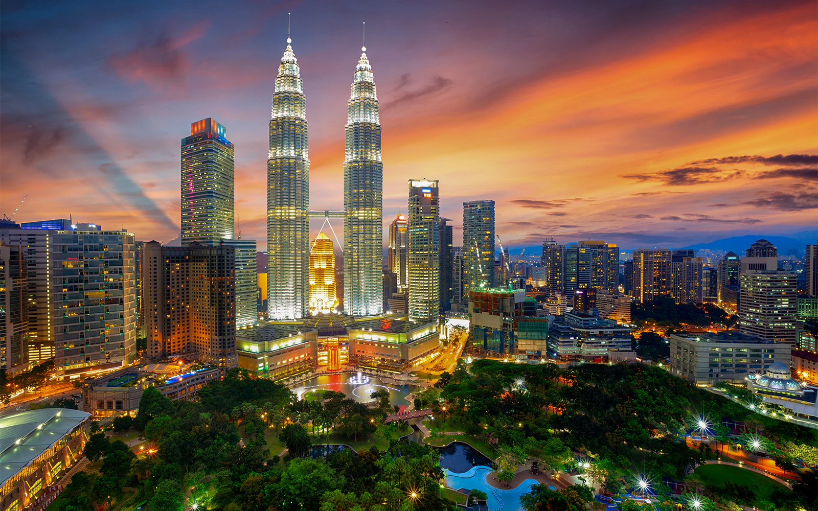 Kuala Lumpur, Malaysia -- Petronas Twin Towers and city skyline