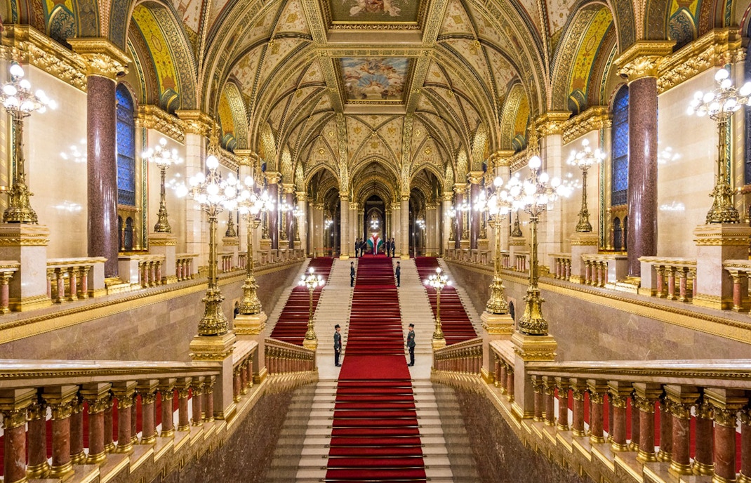 Hungarian Parliament PYV