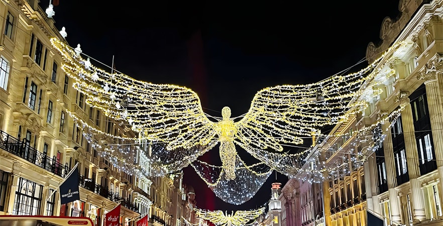 christmas lights bus tour london