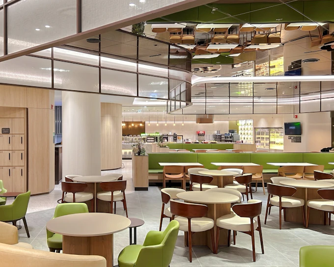 Seoul Incheon International Airport: SkyHub Lounge West at Terminal 2