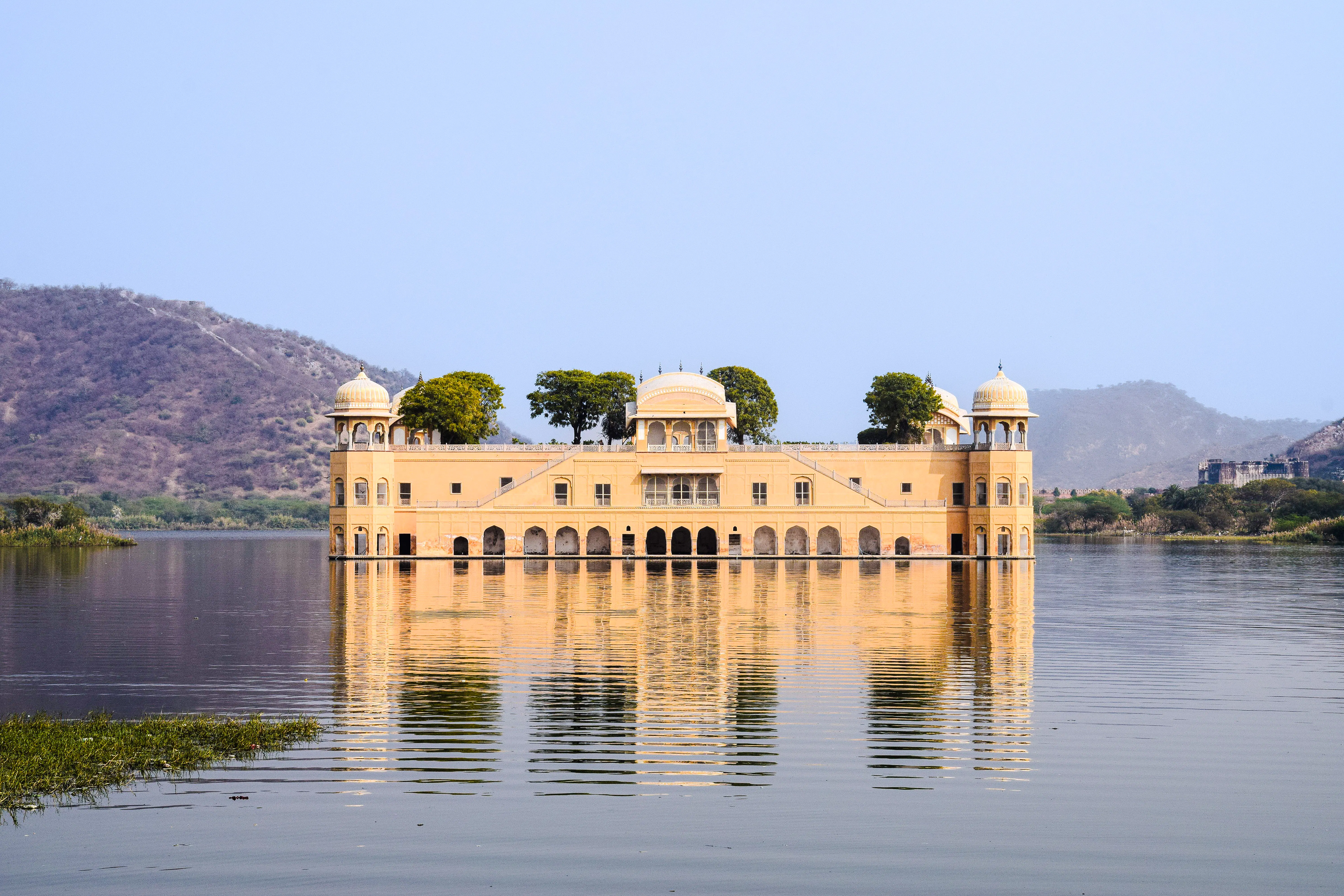 Jal Mahal palace on Man Sagar Lake during Jaipur sightseeing tour.