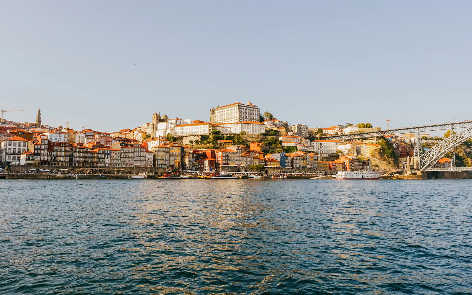 cruise på douro-elven med besøk til de seks broene i porto og smaksprøver-9
