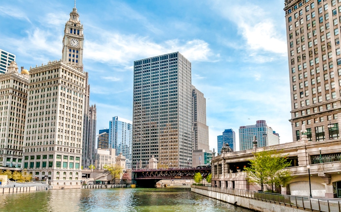 Wrigley Building and Chicago River view on 90-minute architecture cruise.