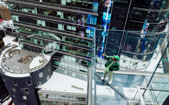 billetter til one times square skywalk med glassheis og glassgangbro-11