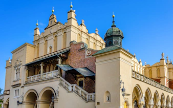 rynek underground museum skip-the-line private tour with krakow old town walking tour-6