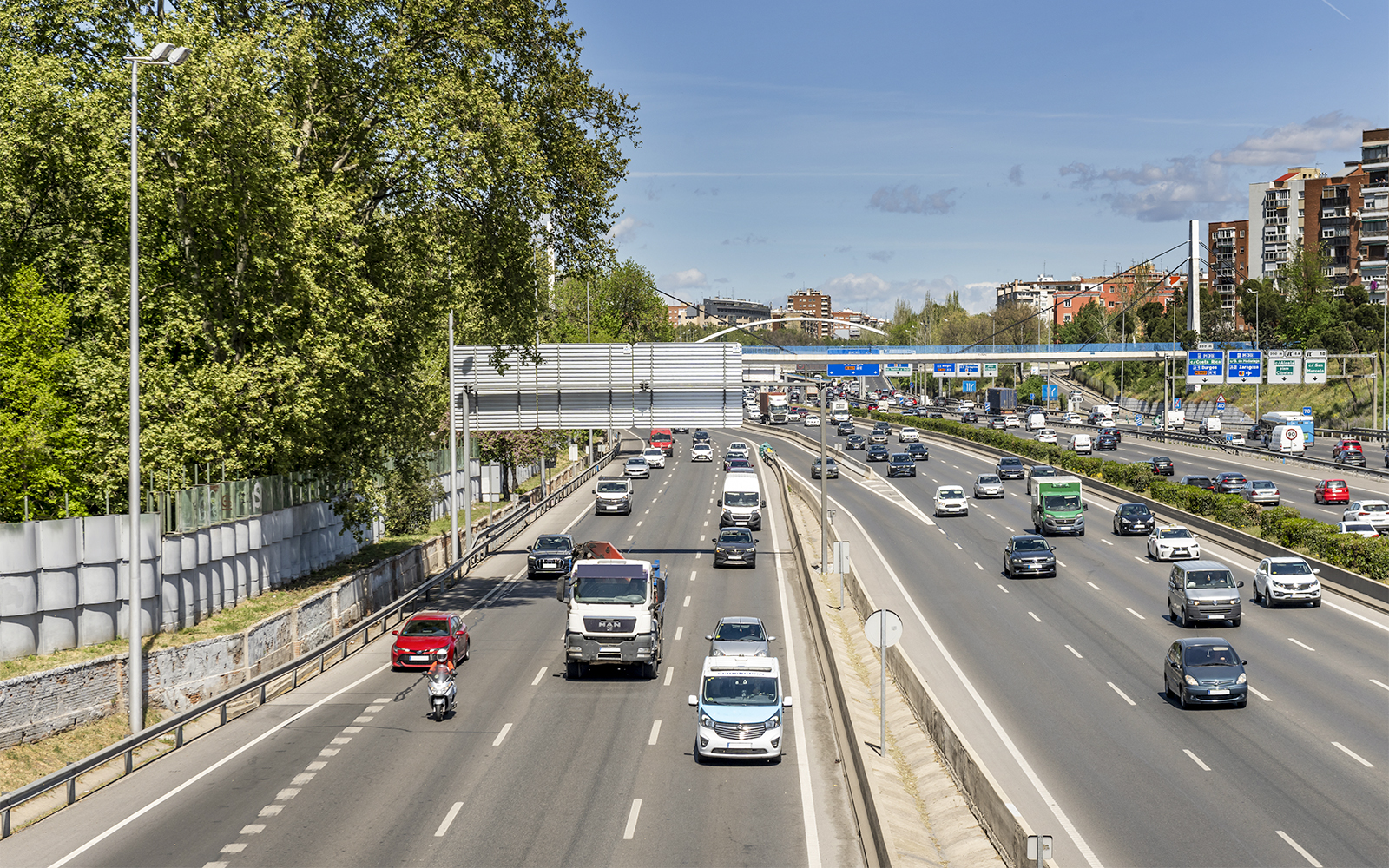 Bioparc Fuengirola Driving routes from Selwo Marina and Caminito del Rey