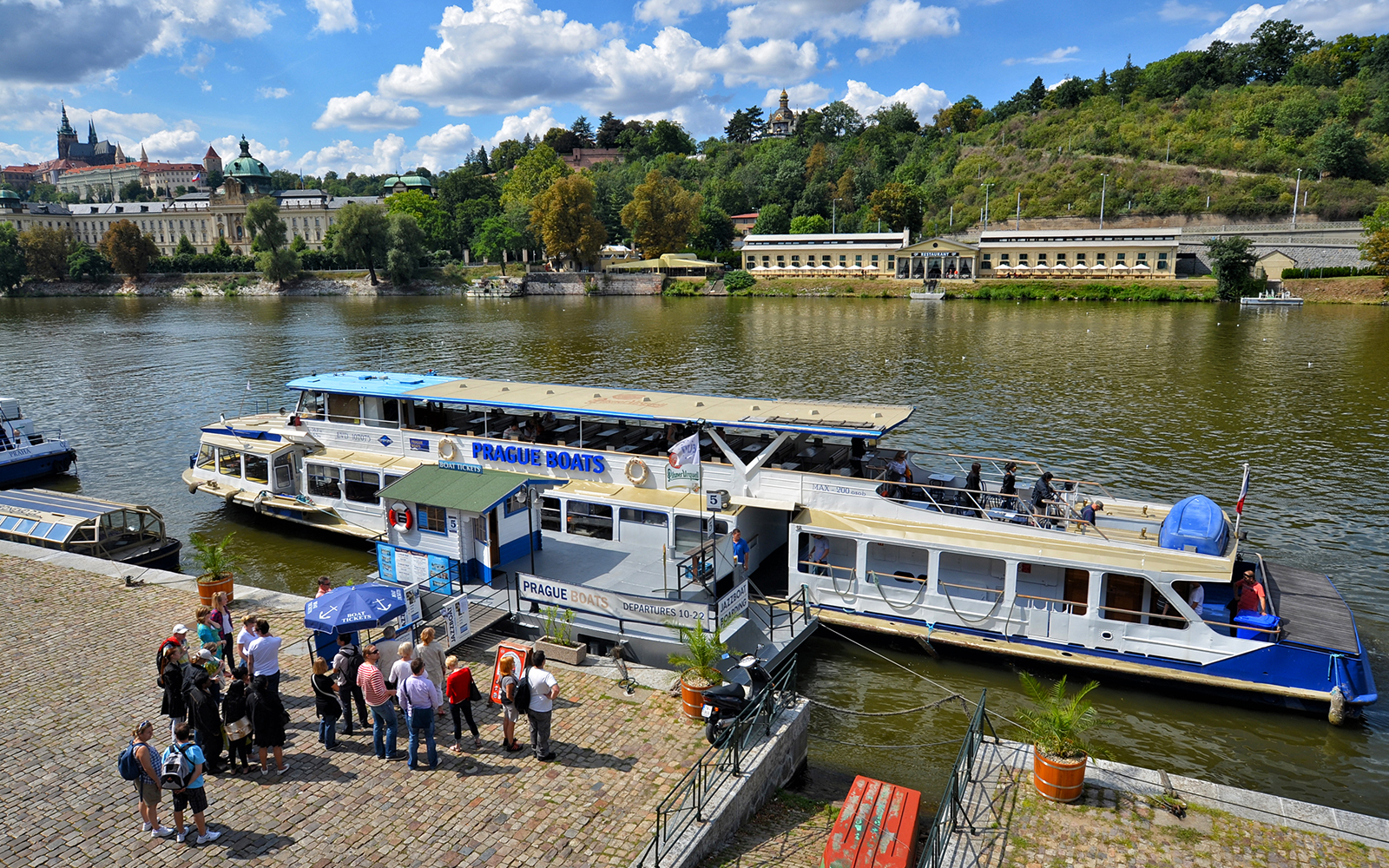 Prague 1Hour River Cruise with Multimedia Guide TopRated Experience