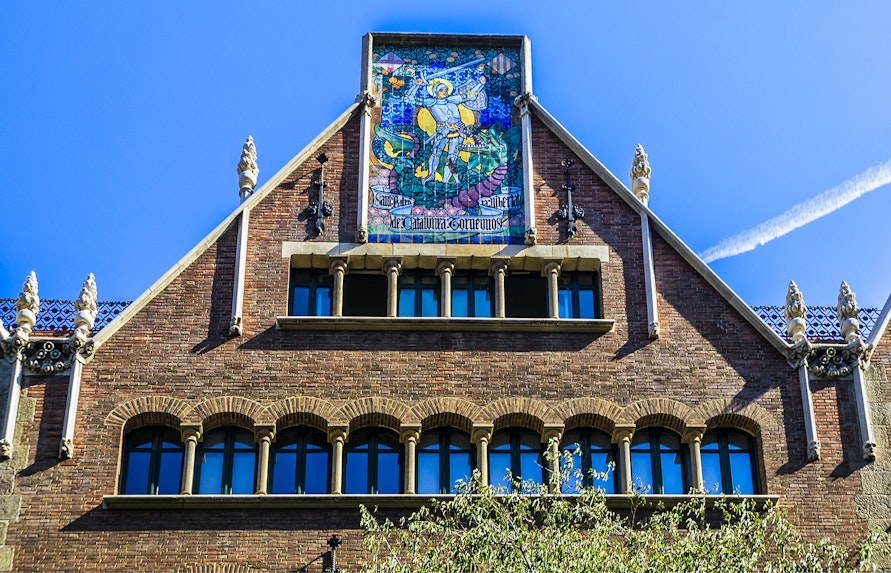 casa de les punxes - barcelona
