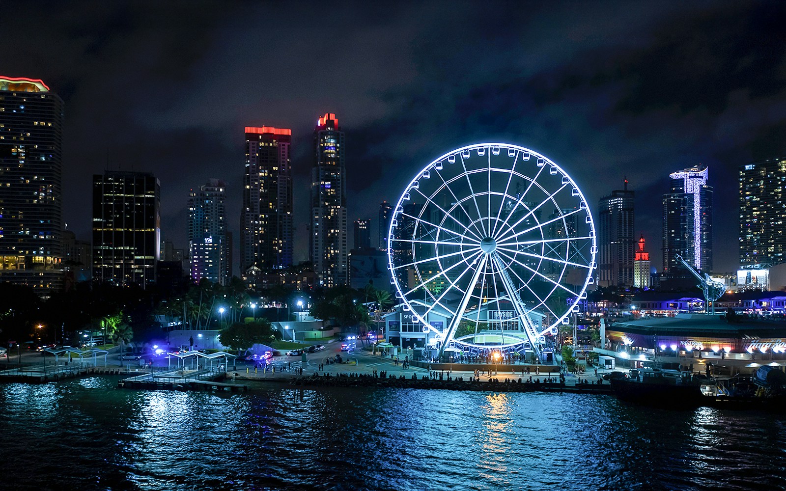Miami Skyviews Ferris wheel at Bayside Marketplace with city skyline in the background.