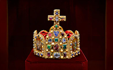 Crown of the Holy Roman Empire displayed at Imperial Treasury Vienna.