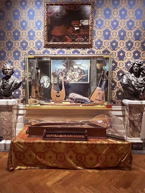 Musical instruments and busts in La Scala Theatre Collection, Milan.