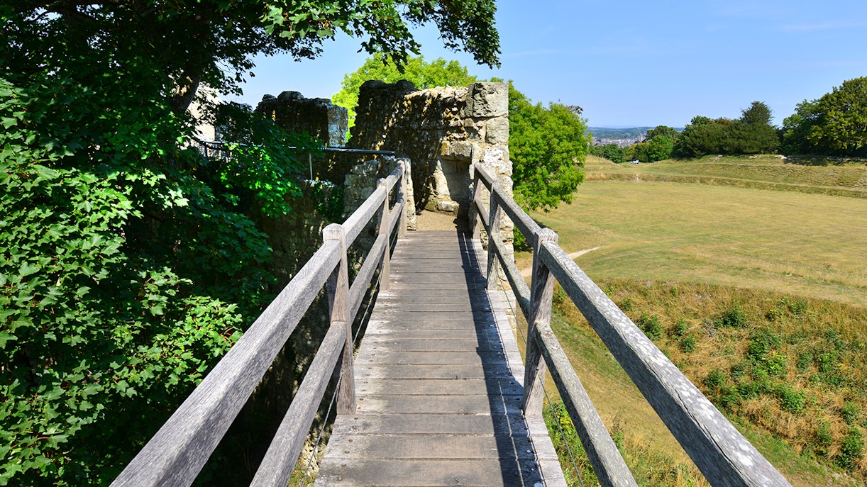 Battlements of the Carisbrooke Castle
