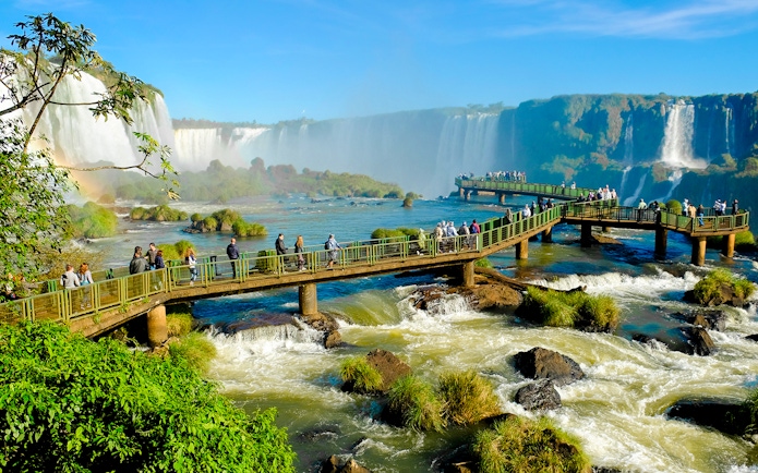 Visitors on observation platform at Iguazu Falls, Foz do Iguaçu, Brazil.
