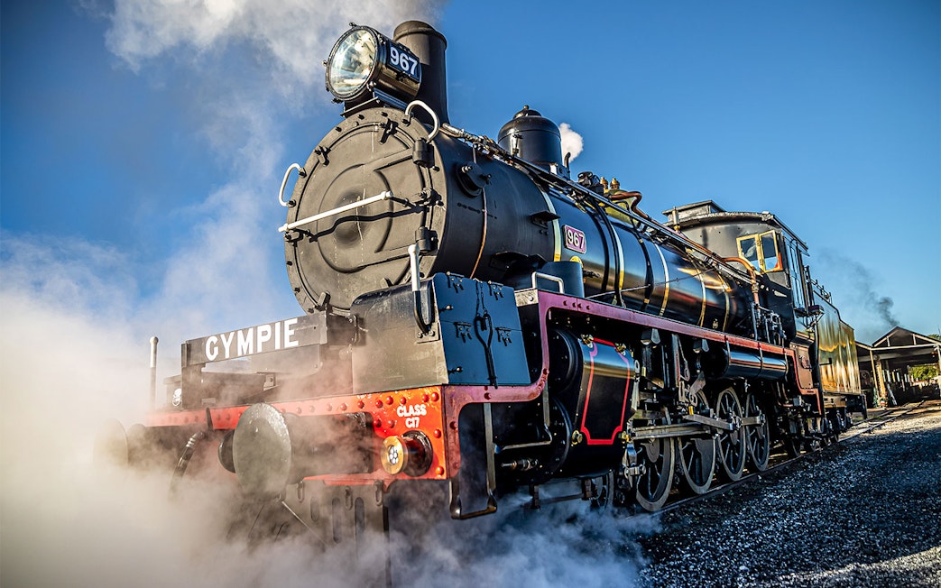 Mary Valley Rattler steam train departing Gympie station.