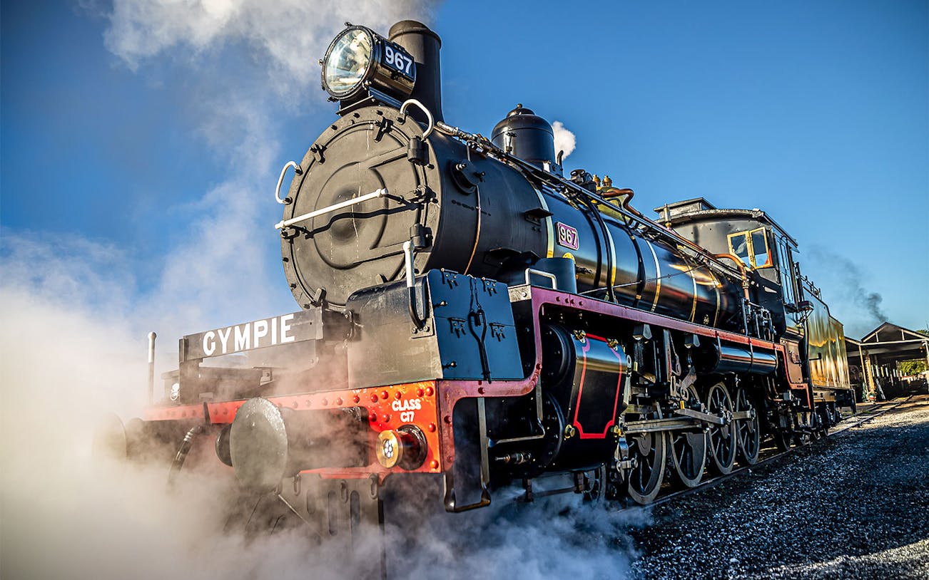 Mary Valley Rattler steam train departing Gympie station.