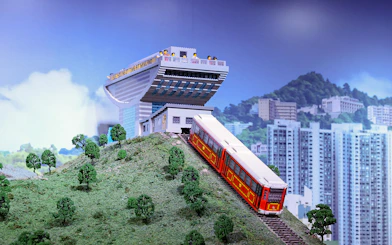 LEGO model of Hong Kong Peak Tram and Sky Terrace at LEGOLAND Discovery Centre.