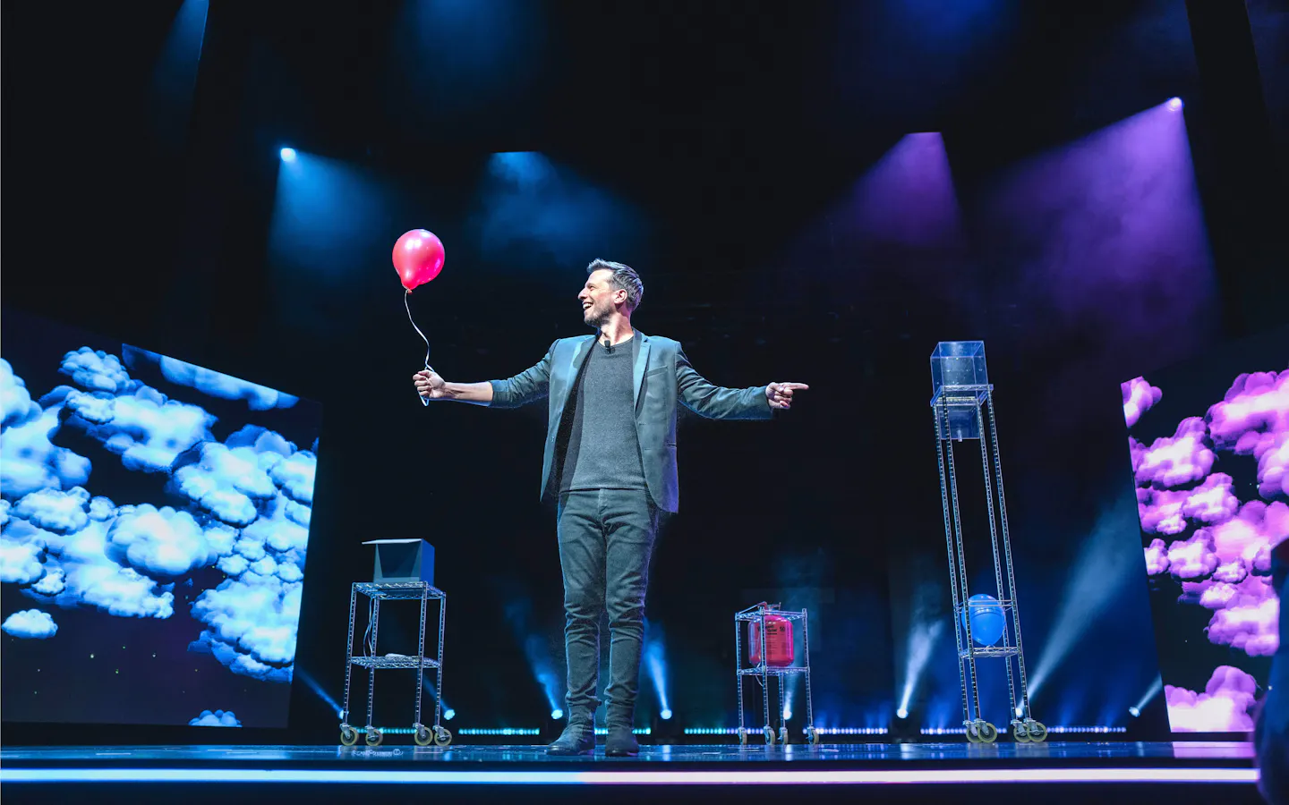 mat franco - magic reinvented nightly-3