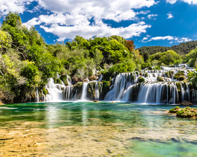 From Zagreb: Full-Day Trip to Plitvice Lakes National Park and Rastoke Village