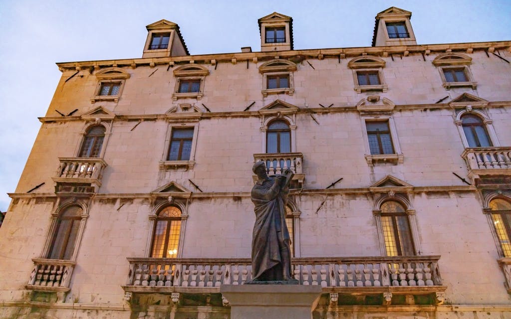 diocletian palace secrets: split history walk-1