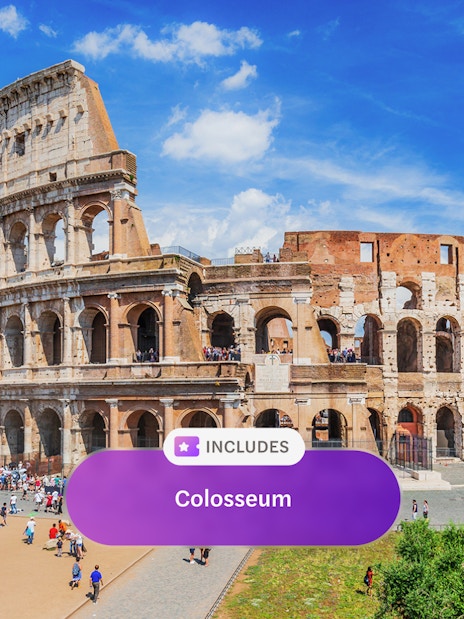 Colosseum in Rome with tourists, accessible via Omnia Card and Roma Pass.