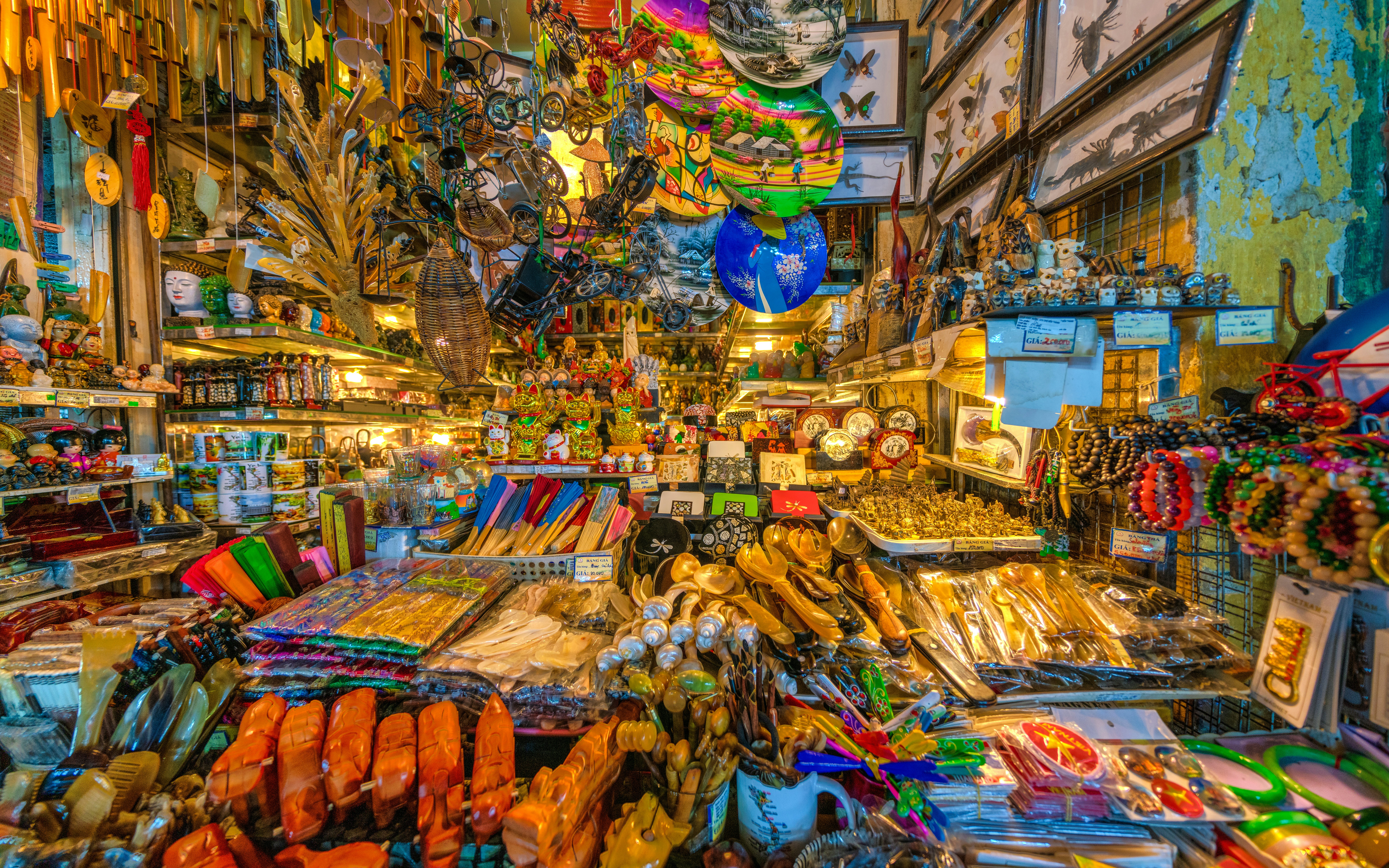 Ben Thanh Market