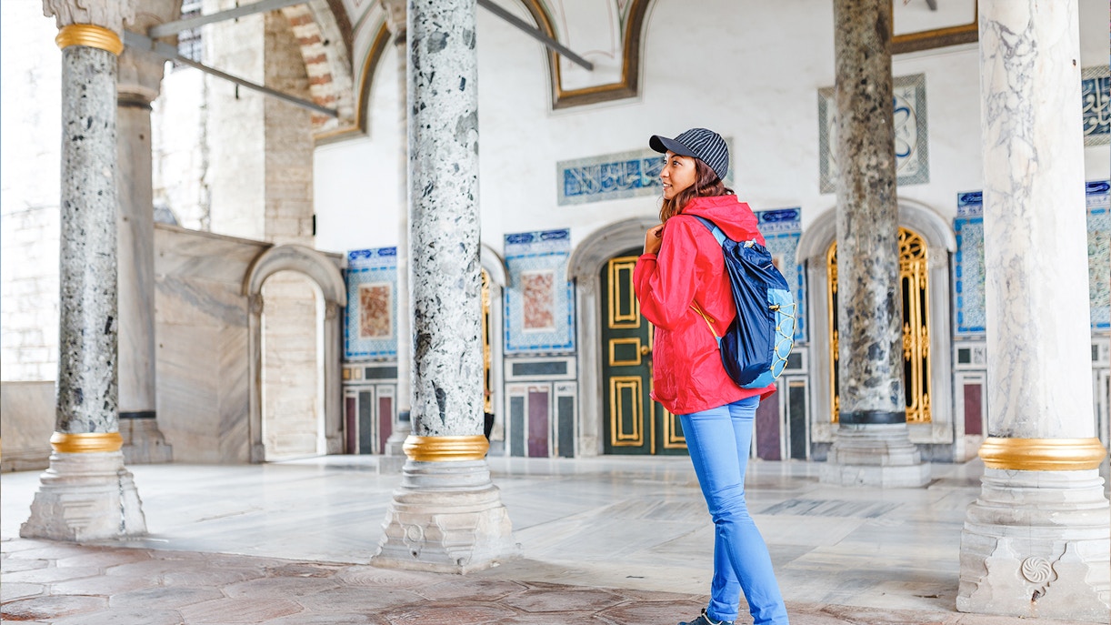 Walking to Topkapi Palace