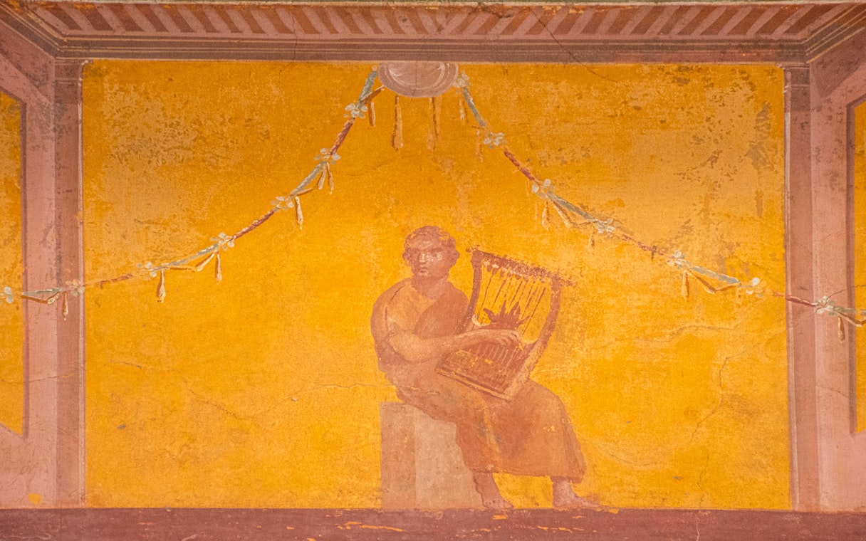 Fresco of a musician with a lyre at Oplontis, Torre Annunziata.