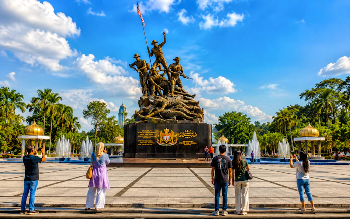 Kuala Lumpur Private Batu Caves and City Highlights Tour with Hotel Pickup