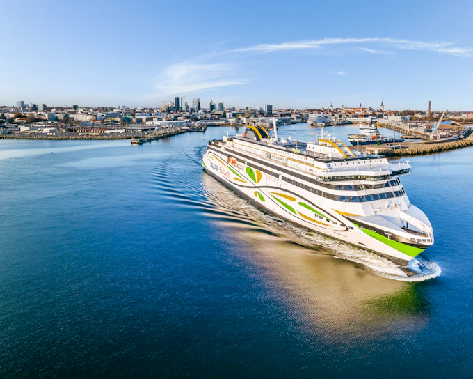 From Tallinn: Return Day Trip Ferry Ticket to Helsinki